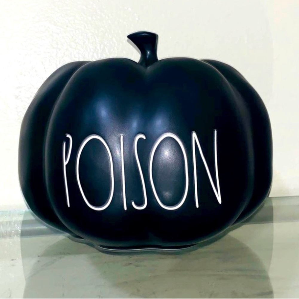 🖤 Rae Dunn POISON Halloween Black Pumpkin LL